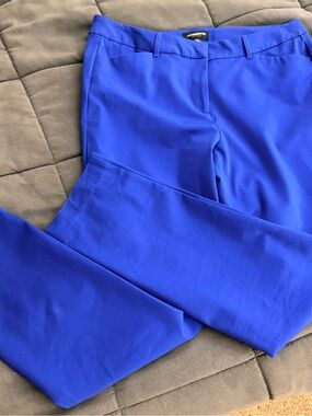 Liz Claiborne Women’s classic career pants size 12.